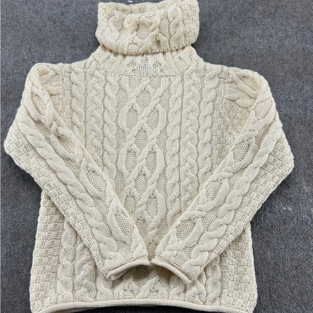 Inis Crafts 100% Merino Wool Turtleneck Sweater